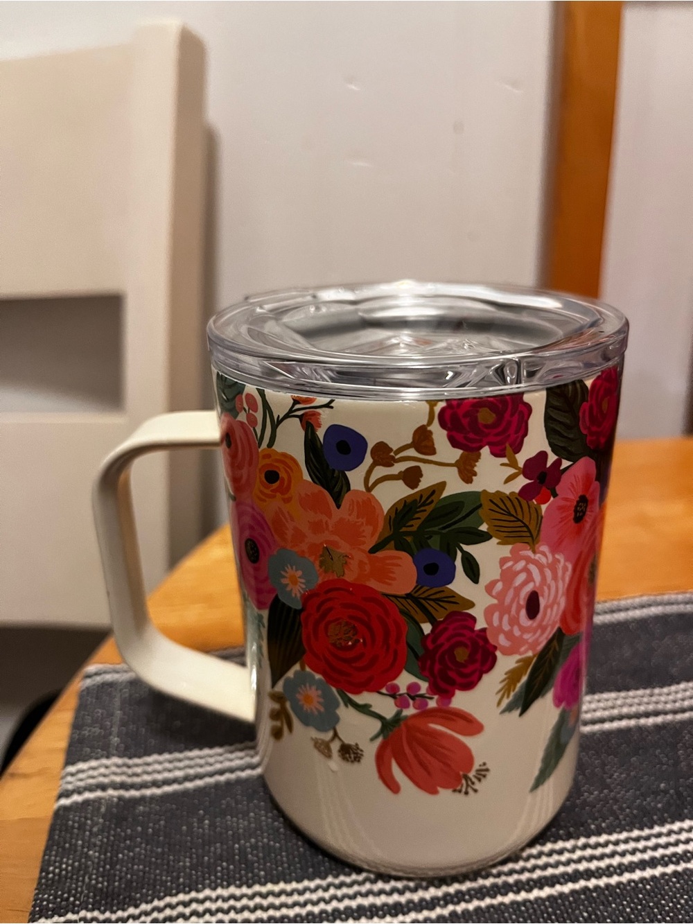 RIFLE PAPER CO. 
Floral Insulated Travel Mug - Cream with Multicolor Flower Prin
